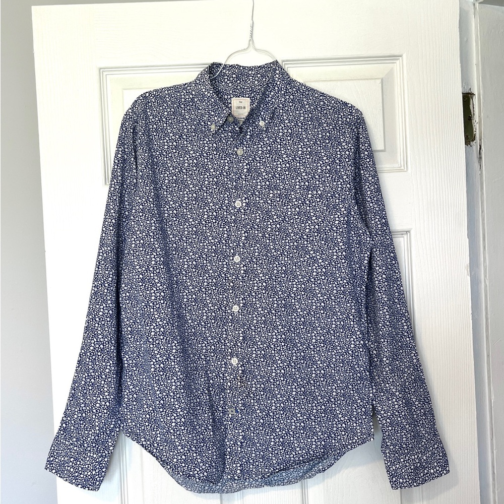 GAP Navy and White Casual Button Down Shirt
